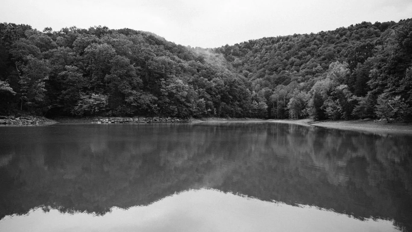 GARRETT BOYS - WEBSITE